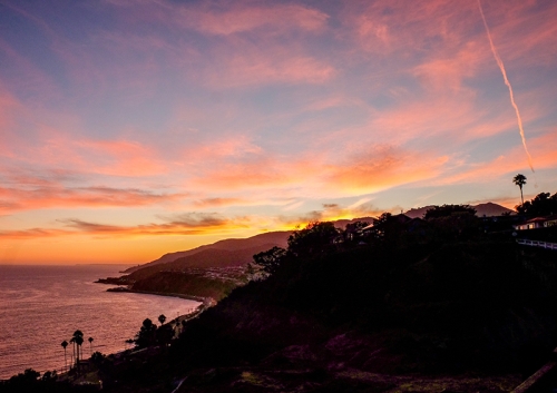 Several Themes: Rule of Thirds, Color, Emphasis